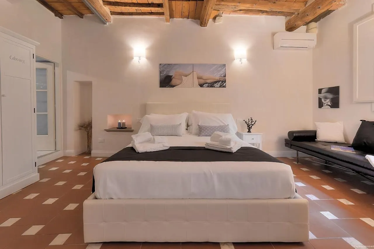 Piazza Del Carmine, Flo Apartments Florence Italy